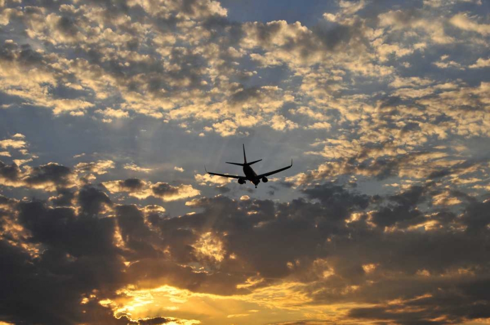 OR, Portland Airplane approaching landing